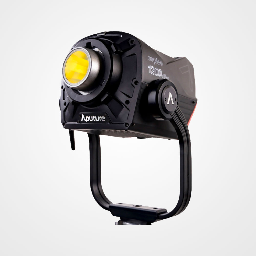 Aputure 1200D