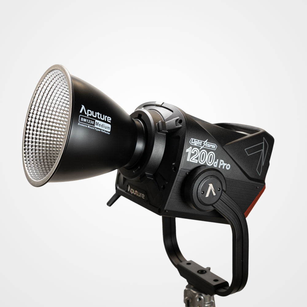 Aputure 1200D